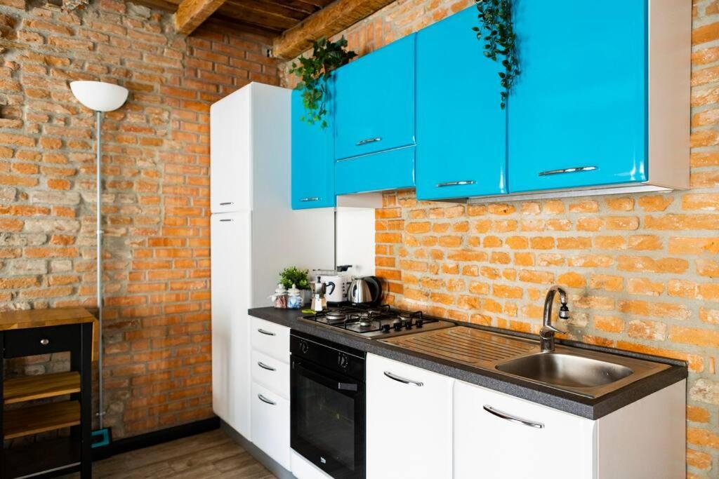 Canonica Brick Apartment Milão Exterior foto